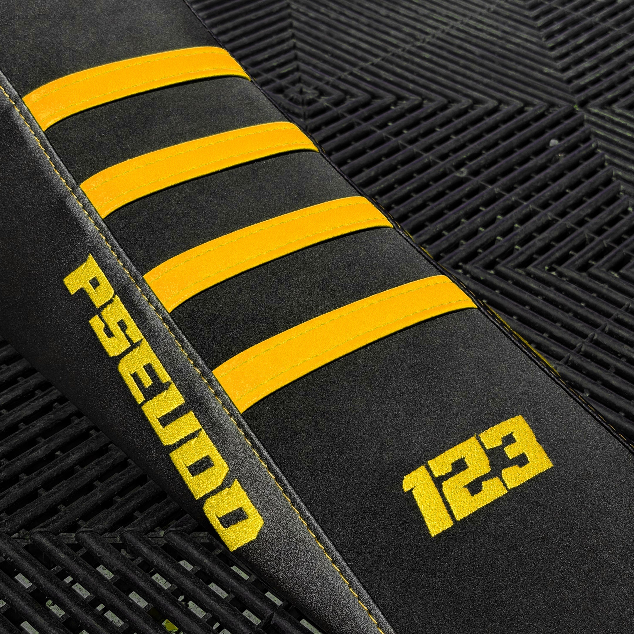 Housse De Selle - FIFTY PROLINE - Jaune