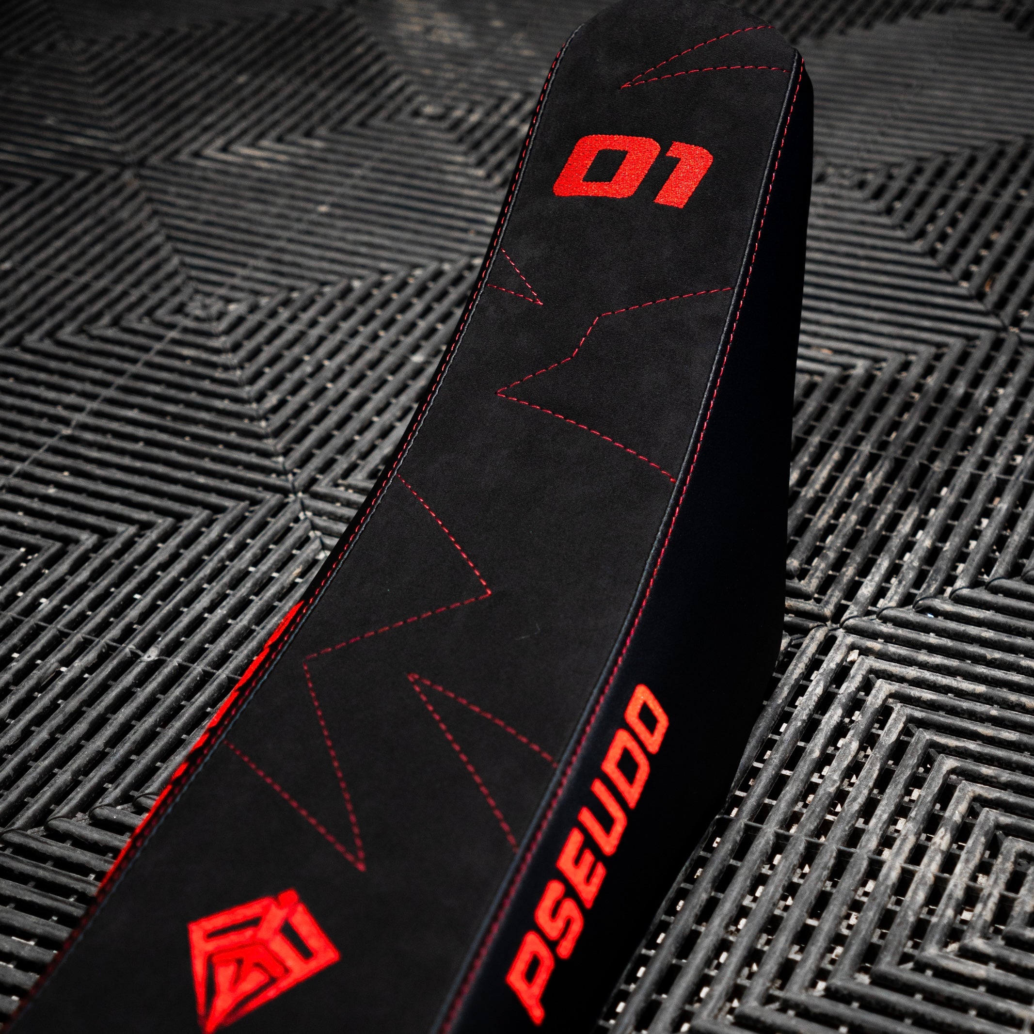 Housse De Selle - FIFTY PREMIUM ALCANTARA - Rouge