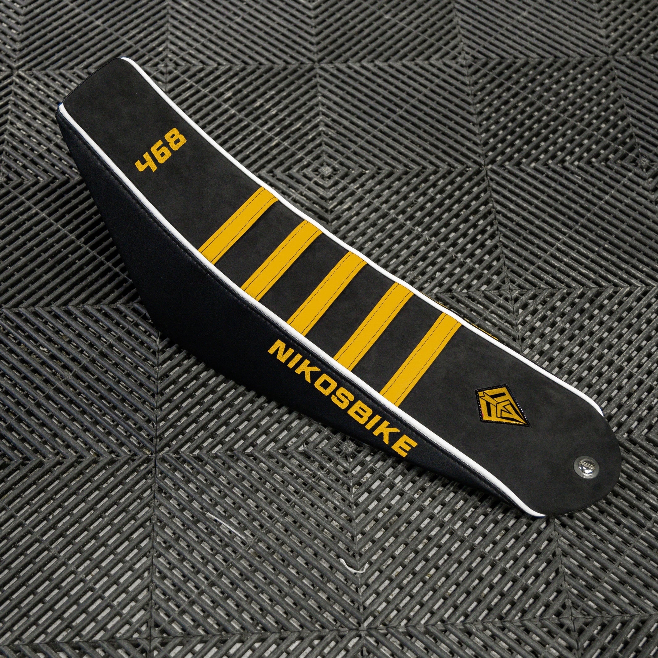 Housse de selle jaune moto